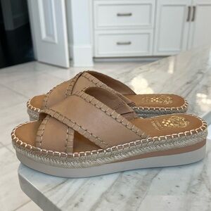 Vince Camuto flatform sandals